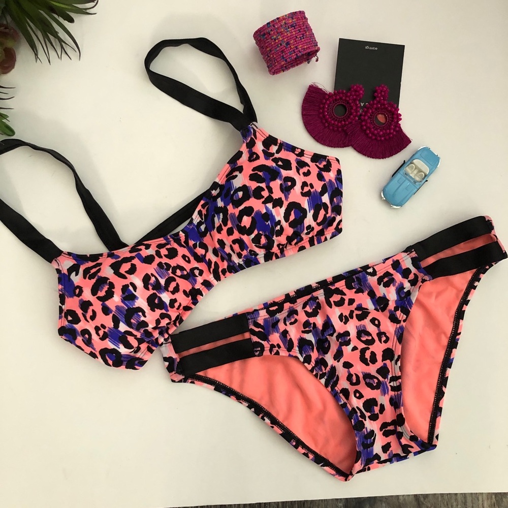 Bikini  Lab Swimwear Bathing Suit Black Pink
Pattern